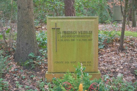 Grave Friedrich Weissler