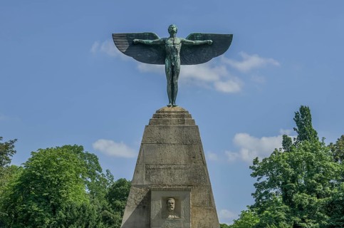 Otto Lilienthal Monument