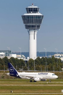 A Lufthansa Airbus A319 aircraft with the registration D-AIBF at Munich Airport