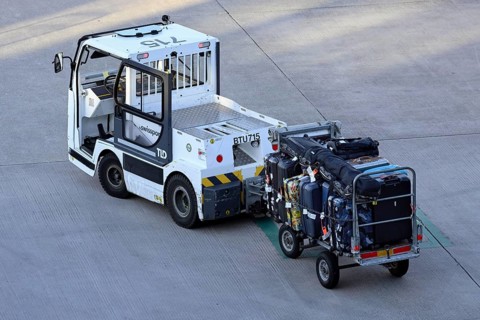 Electric vehicle baggage transport