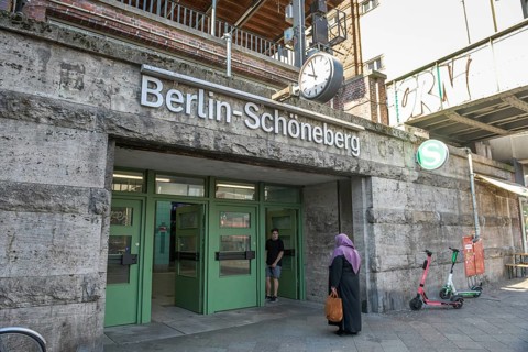 Schoeneberg S-Bahn station