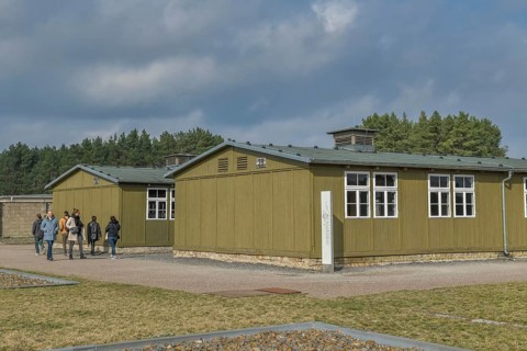 Barrack 39