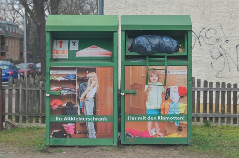 Old clothes container