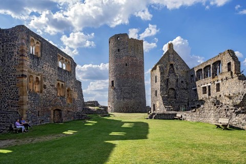 Romanesque Muenzenberg palace