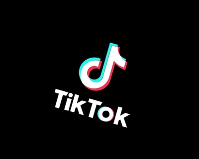 TikTok Vertical White