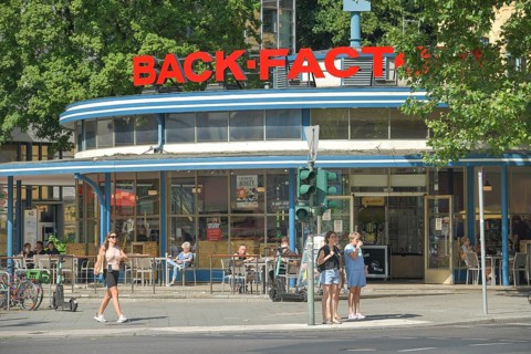 Back-Factory