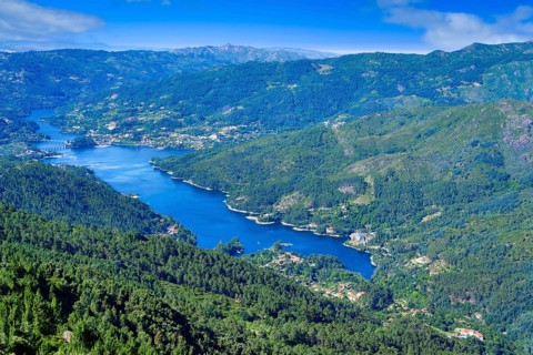 View from the point of view Pedra Bela over the Cavado River