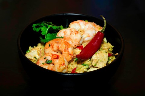 Rice dish with prawns