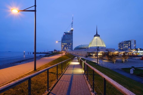 Atlantic Hotel Sail City and glass dome above the Outlet & Shopping Centre