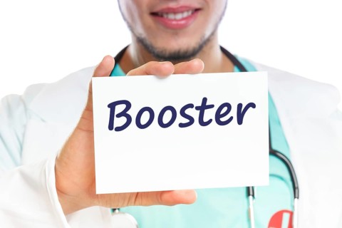 Booster vaccination vaccinate against coronavirus corona virus boost COVID-19 Covid 19 doctor doctor