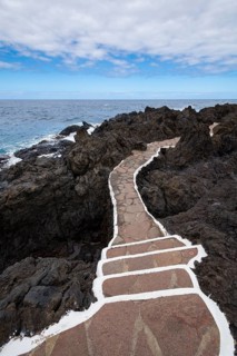 Path to natural swimming pool