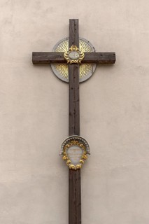 Wooden cross from 1919 at the Church of the Assumption of the Virgin Mary