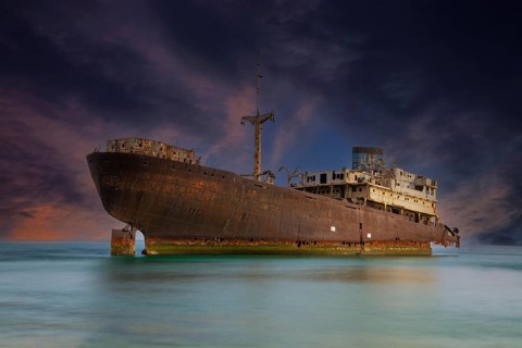 The wreck of the Temple Hall in the harbour of Arrecife
