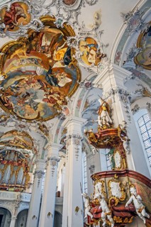 Ceiling frescoes and pulpit