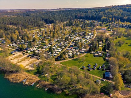 Aerial view of Hohenfelden campsite with bathing lake