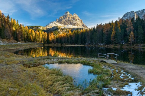 Antorno lake towards Tre Cime di Lavaredo mountain
