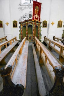 Pews