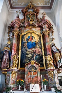 Side altar