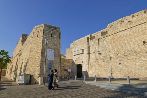 City gate Land gate