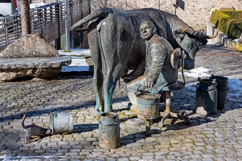Taxpayer's Fountain by the artist Leo Wirth