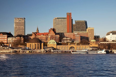 View over the Norderelbe to the Landungsbruecken and the St. Pauli district