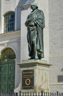 Monument to Johann Gottfried Herder