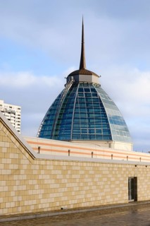 Glass dome over the outlet & shopping centre