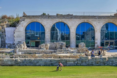 Visitor centre at the excavation site