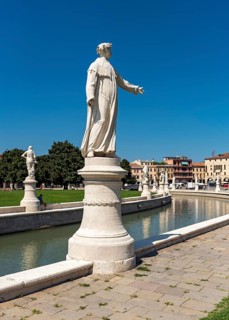 Statue at Prato della Valle square