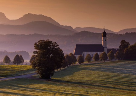 Pastel colours at sunrise at the Wilparting pilgrimage church