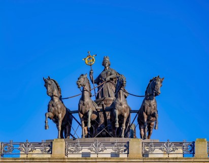 Quadriga with the city goddess Brunonia on the reconstruction of Braunschweig Castle