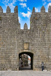 Partial view of King's gate