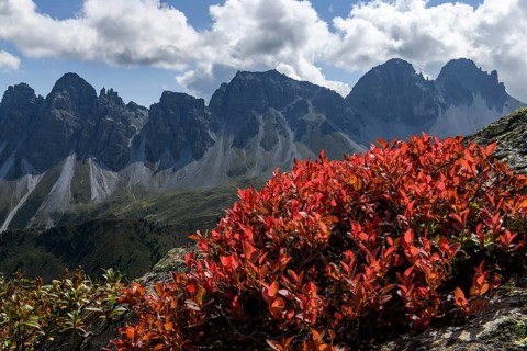 Backlit summit panorama of the Kalkkoegel