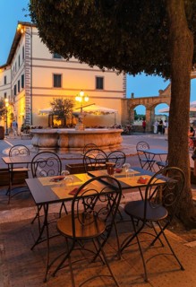 Piazza della Repubblica in the evening