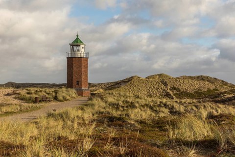 Red Cliff cross light