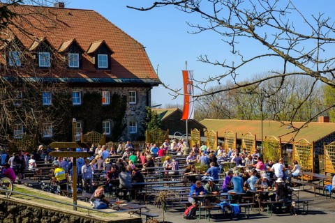 Beer garden at Kreuzberg Monastery near Bischofsheim