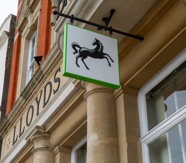 Black horse sign for Lloyds bank