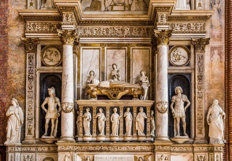 Tomb for Doge Andrea Vendramin by Tullio and Antonio Lombardo