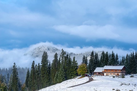 First snow in October at the Winklmoosalm