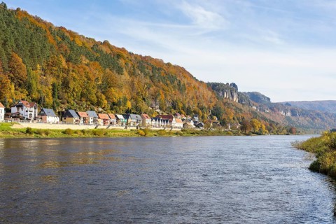 Elbe and Elbe slope with Postelwitz and Schrammsteinen