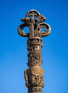2000 Years of Christianity is the title of the bronze monumental column by the artist Juergen Weber on Braunschweig's Ruhfaeutchenplatz