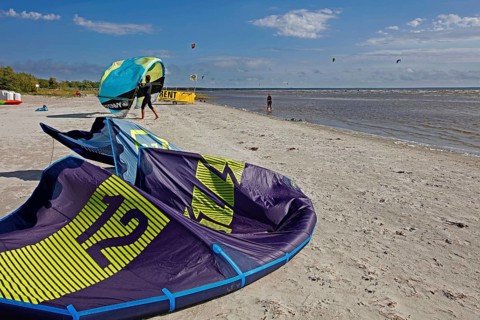 Kitesurfer