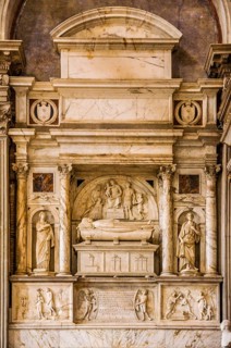 Funeral monument of Doge Alvise Mocenigo by Lorenzo Bregno