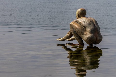 The artwork El Nino in Radolfzell on Lake Constance