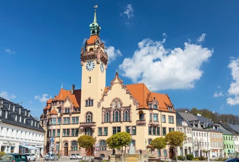 Town Hall and Wettin Fountain