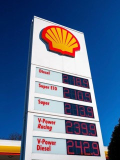 Fuel price display board at a Shell petrol station in Wolfsburg-Vorsfelde 08. 03. 2022. Prices are rising and are well over two euros per litre. Diesel is five cents more expensive here than super pet...