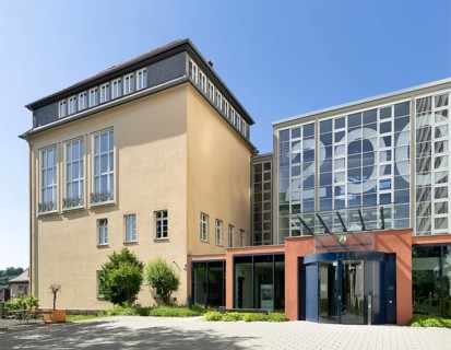 Main building and foyer of the Arnsberg district government