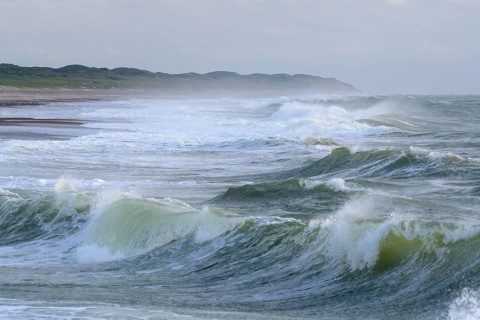 Breaking Wave