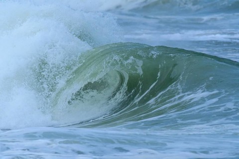 Breaking Wave