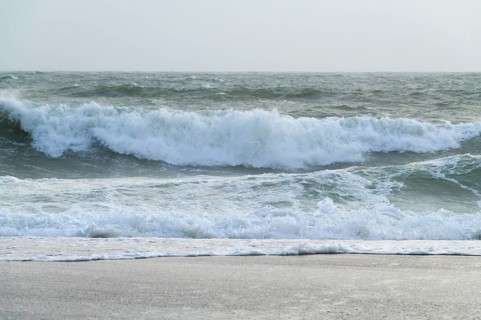 Breaking Wave